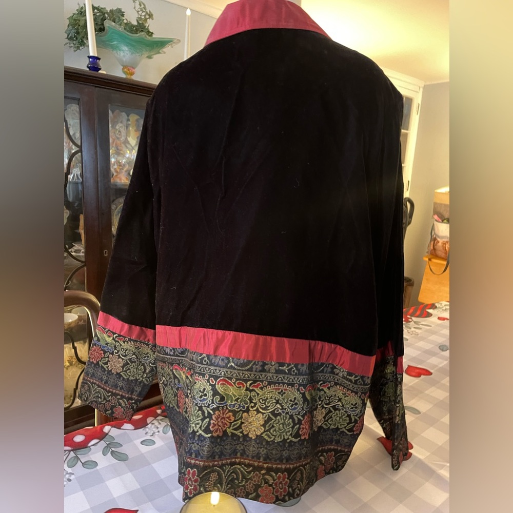 Coldwater Creek velvet tapestry suit jacket - Picture 3 of 5